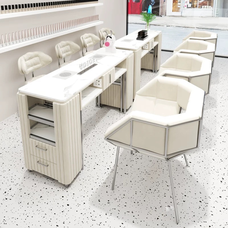 Luxuriöse moderne beige Nail-A – Interior Design Nail Salon Bewertung und Preis